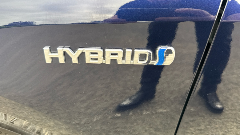 Toyota Corolla 1.8 VVT-i Hybrid Icon Tech 5dr CVT Hybrid Estate